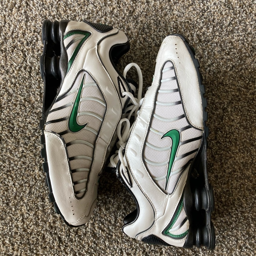 Vintage Nike Shox size 10
